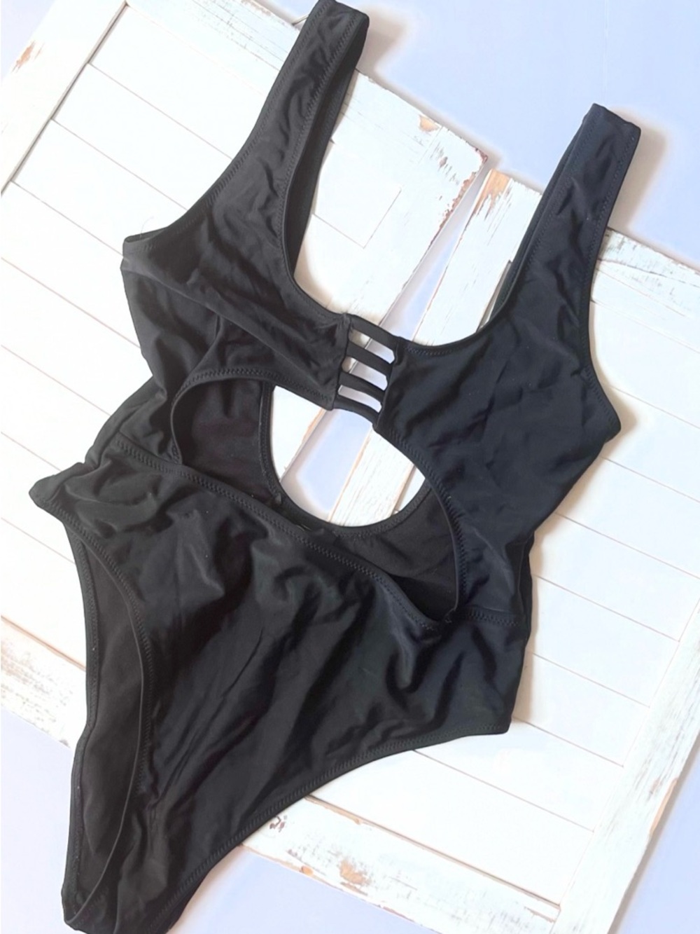 Missguided Black One-Piece Swimsuit with Back Tab